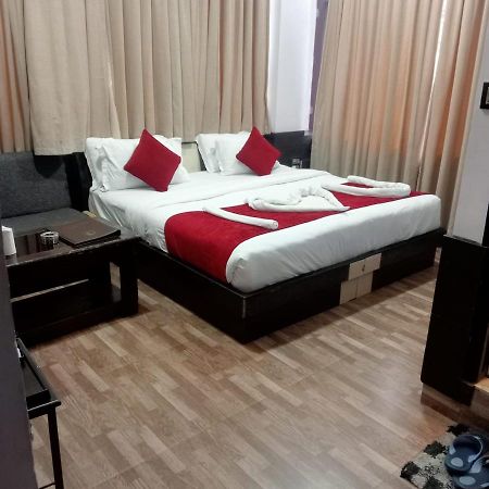 Holiday Hill Mountain View With Balcony McLeod Ganj Ngoại thất bức ảnh
